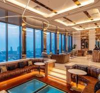 ONCE PATTAYA - Luxusný interiér výstavby bytov s panoramatickým výhľadom na mesto.