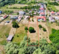 Na predaj stav. pozemok, Biel, Trebišov / Építési telek eladó, Bély - Pozemky - bývanie na ulici Mlynská v Bielu, s trávnatými a zalesnenými plochami.