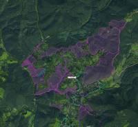 Čavoj – Spoluvlastnícky podiel na lesoch (urbár) - Satelitná mapa poľnohospodárskych a lesných pozemkov v okolí Čavoja s farebným značením.
