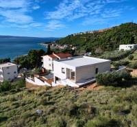 CHORVÁTSKO - Vila s nádherným výhľadom na more - OMIŠ, DUČE - Vila v Duće s výhľadom na more a okolité kopce.