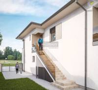 Predaj, trojizbový byt Lužianky, Jaseňová ulica, na ... - Exteriér 3-izbového bytu v Lužiankach s prístupovým schodiskom a upraveným trávnikom.