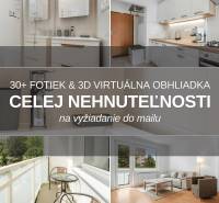 REWIN I VÝNIMOČNÝ 2-IZBOVÝ BYT NA PRENÁJOM! - Kuchyňa a kúpeľňa v 2-izbovom byte, so zaskleným balkónom a pohľadom na okolie.