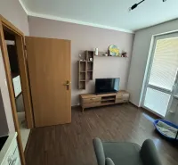 2-garzónka, Šustekova, Petržalka, 2 x lodžia - 3M6Amuqle_fss.webp