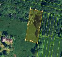Pozemok - 2000 m2 - Veľká Lehota, okres Žarnovica - Letecký pohľad na rekreačné pozemky vo Veľkej Lehote s označením parciel.