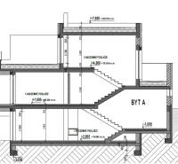 Na predaj slnečný rodinný dom v Rači - Projekčná schéma rodinného domu s dvoma nadzemnými podlažiami a jedným podzemným podlažím.