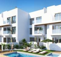 Novostavba, Apartmán Los Alcazáres, 85 m2, 2 spálne bazén  - Rekreačný apartmán v Los Alcázares s bazénom, terasou a lehátkami.