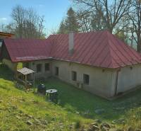 HD reality, predaj rodinný dom Štiavnické Bane - Rodinný dom na Štiavnických Baniach, Štiavnické Bane, vidieckej architektúry so záhradou a altánkom.