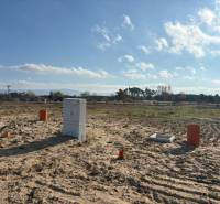 Stavebný pozemok na predaj - Studienka. - Pozemky - bývanie v Studienke na ulici Pod Borovicou s inžinierskymi sieťami.