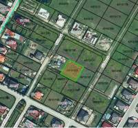 Stavebný pozemok v Bernolákove, Višňová ulica - Mapa ukazuje pozemky na bývanie na ulici Višňová s rozdelenými parcelami.