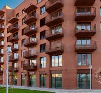 NOVÝ krásny 2i byt, ZWIRN, 2x balkón, parkovanie, Košická - Bytový komplex na Košickej ulici v Bratislave-Ružinove s balkónmi a parkovaním.