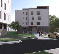 NOVOSTAVBA -2 izbový byt s komorou, na predaj Galanta - Budova v Galante, okolie s ľuďmi, autami a ihriskom, ponuka 2-izbového bytu.