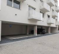 PRENÁJOM - 1 izbový byt v projekte Ovocné sady - Parkovanie pod bytovým domom na Ivánskej ceste, Bratislava - Ružinov.