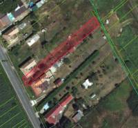 Radnovce – 660 m2 stavebný pozemok 20 minút od Rimavskej Soboty - Pozemky - bývanie v Radnovciach, zobrazené sú vyznačené parcely a stavebné pozemky.