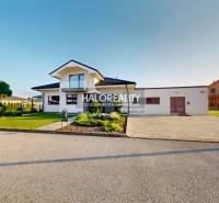 Predaj, rodinný dom Batizovce, + polyfunkčný objekt,... - Rodinný dom v Batizovciach so záhradou a priestrannou príjazdovou cestou.