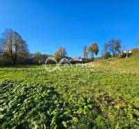 EXKLUZÍVNE stavebné pozemky, Spišské Podhradie - Pozemky na bývanie v Spišskom Podhradí so zeleňou a krásnou okolitou prírodou.