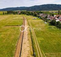 Pozemok 992m2, obec Betlanovce, okres Sp.N.Ves - Pozemky na bývanie v Betlanovciach s krásnym výhľadom na okolitú krajinu a dedinu.
