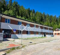 EXKLUZÍVNE novostavby bytov s terasou, parkovaním, Novoveská Huta, okr - Bytový dom v Spišskej Novej Vsi s výhľadom na les, blízko prírody.