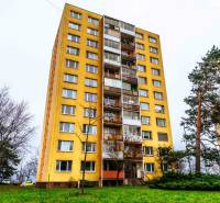 Útulný 2-izbový byt na prenájom - Bytový dom na Užhorodskej ulici v Košiciach, mestská časť Juh, s 2-izbovými bytmi.