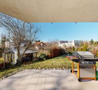 Veľkorysý 5-izbový byt v obľúbenej lokalite - Staré Grunty - Pohľad z terasy 5 a viac izbového bytu v Starých Gruntoch s výhľadom na mesto.