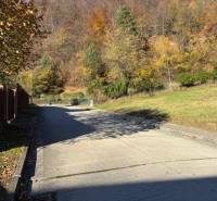 Na predaj veľký stavebný pozemok v atraktívnej štvrti Marianky - Jesenná krajina na Karpatskej ulici v Marianke, ideálna pre Pozemky - bývanie.