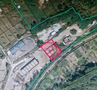 Pozemok o rozlohe 1880 m2  vo Veľkom Krtíši. - Mapa ukazuje pozemky na ulici Lučenecká cesta, vhodné pre komerčné využitie.