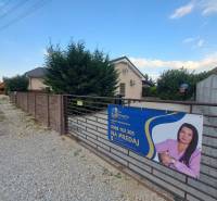 Predvianočná zľava! Na predaj krásny 4izb dom v obci Čierny Brod  - Rodinný dom v Čiernom Brode na predaj, s veľkým dvorom obohnaným plotom.