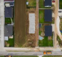 Moderná novostavba 4-izbového domu – Sokolovce  - Stavenisko rodinného domu v Sokolovciach je pripravené na ďalšiu fázu výstavby.