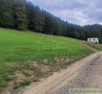 Stavebný pozemok pod lesom s pekným výhľadom na Lúky a Lazy pod Makyto - Lúky Záhrady predaj reality Púchov