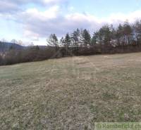 Pozemok s nádhernými výhľadmi v Púchove nad časťou Vieska-Bezdedov na  - Púchov Záhrady predaj reality Púchov