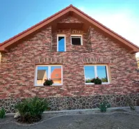 I Predaj štýlového tehlového domu v Rajke pri Bratislave - 3.webp