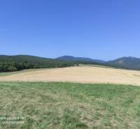 VALČA pozemok s výmerou 5800 m2,  okr. Martin  - Spoznajte rekreačné pozemky s nádherným výhľadom na lúky a kopce v pozadí.