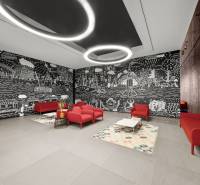 KRÁSNY 2i byt, KLÍMA, LOGGIA,VÝHĽAD,PANORAMA CITY, Landererova ulica - Štýlové kreslá, koberec a kreslená tapeta v 2-izbovom byte s podlahou s dreveným dekorom.