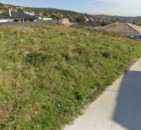 PREDAJ SP V LIMBACHU - 1165 m2 - Pozemky na obrázku sú na ulici Cintorínska vhodné na bývanie s výhľadom.