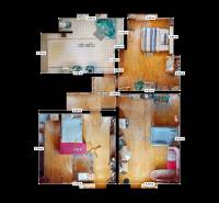 Na predaj Rodinný dom -rezort - Banská Bystrica 4500m2 - Pôdorys rodinného domu s tromi izbami, chodbou a kúpeľňou.