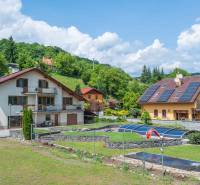 Na predaj Rodinný dom -rezort - Banská Bystrica 4500m2 - Rodinný dom na ulici Pod zámkom, Slovenská Ľupča, s bazénom a záhradou.