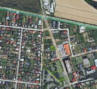 Na predaj pozemok na pohrebnicku činnosť Bernolákovo - Satelitná mapa pozemkov na predaj v Bernolákove na Dukelskej ulici.