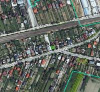 Na predaj kompletne zrekonštruovaný RD Bernolákovo -Trnavská - Letecký pohľad na Rodinné domy na Trnavskej ulici v Bernolákove.