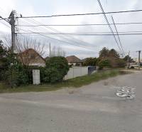 Predám pozemok v Mostovej - 2244m2  - Pribytok na ulici Orechová s pozemky - bývanie, obklopený zeleňou, elektrické vedenia.