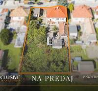 REZERVOVANÉ 3-IZBOVÝ RD NA PRIESTRANNOM POZEMKU, VRAKÚ - Rodinný dom vo Vrakúni s rozľahlým pozemkom plným zelene na predaj.