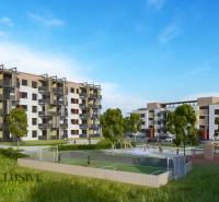 NA PREDAJ 3 IZBOVÉ BYTY DUNAJSKÁ STREDA - Na ulici Júliusa Lőrincza vidieť bytové domy s ihriskom, ideálne pre 2-izbový byt.