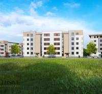 NA PREDAJ 3 IZBOVÉ BYTY DUNAJSKÁ STREDA - Obrázok zobrazuje nové bytové domy na ulici Júliusa Lőrincza s priestrannými bytmi.