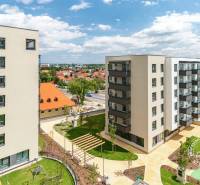 2-izbový byt, NOVÝ, veľkorysý ÚLOŽNÝ PRIESTOR, PARKOVANIE - Nové obytné domy s ihriskom v Bratislave - Rači, na ulici Františka Kubu, 2-izbové byty.