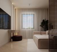 NA PREDAJ 4-IZBOVÉ RD – REZIDENČNÝ PROJEKT, GABČÍKOVO - Obývačka v rodinnom dome s pohovkou, televízorom, krémovými závesmi a podlahou s dreveným dekorom.