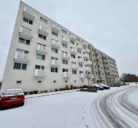 Na predaj moderný 3i byt v novostavbe Ovocné sady s parkovaním, BA - Bytový dom s parkoviskom na Ivanskej ceste v Bratislave - Ružinov.