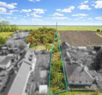 INVESTIČNÁ PRÍLEŽITOSŤ - STAVEBNÝ POZEMOK S MOŽNOSŤOU ROZŠÍRENIA - Zeleň a pozemky na bývanie na ulici Malá Paka, Veľká Paka.