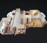 Na prenájom zariadené kancelárie v centre mesta Holíč - 3D model kancelárie s podlahou s dreveným dekorom a minimalistickým nábytkom.