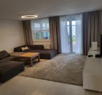 Rodinný dom v obľúbenej lokalite Biely Kostol – 4 izbový - obyvacka 02.webp