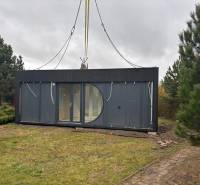 I Predaj Ecocapsule – autonómne ekologické bývanie - Kontajnerová budova vo Zvláštnych nehnuteľnostiach v Bratislave uprostred zelene.