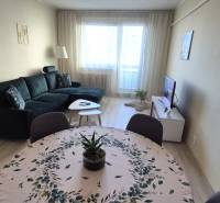Zariadený 2-izbový byt 64 m² s 6 m² loggiou na sídlisku 