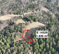 Lazy pod Makytou – Rekreačný pozemok na chatku / mobilný domček - Letecký pohľad na poľnohospodárske a lesné pozemky v Lazoch pod Makytou.